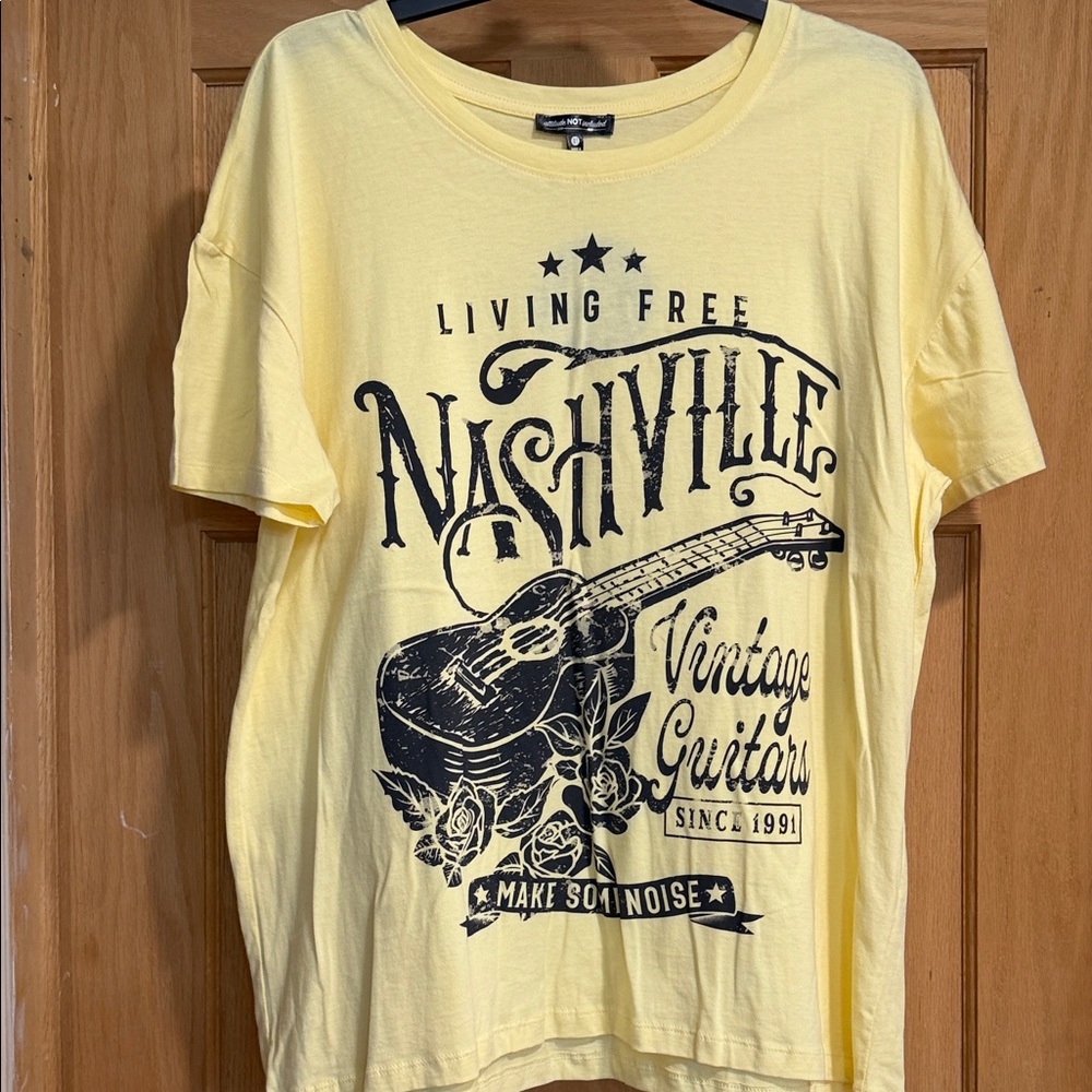 Nashville Vintage Guitar Graphic Tee - Yellow Crewneck